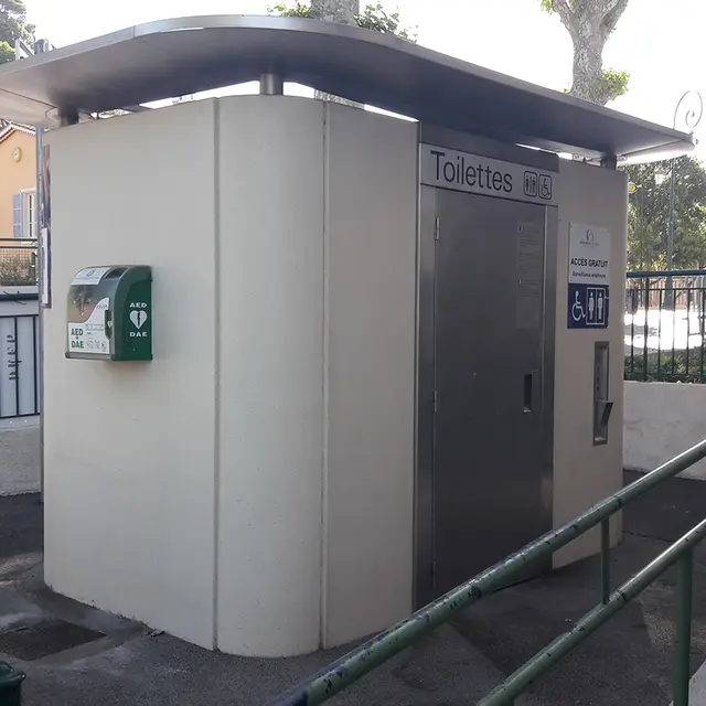 WC jardin artusi