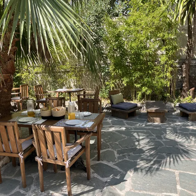 Hôtel Alexandra_Juan-les-Pins