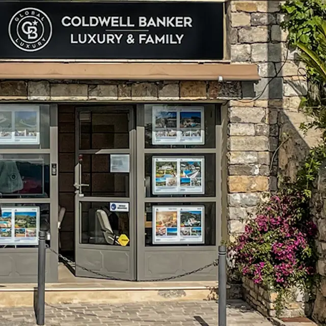 Coldwell Banker Luxury&Family