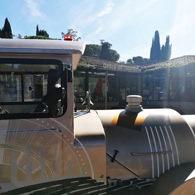 Promenade dans Le Petit Train_Vaison-la-Romaine