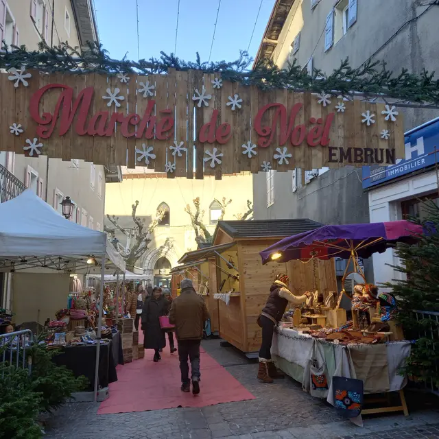 Marché de Noël de la ville d'Embrun_Embrun