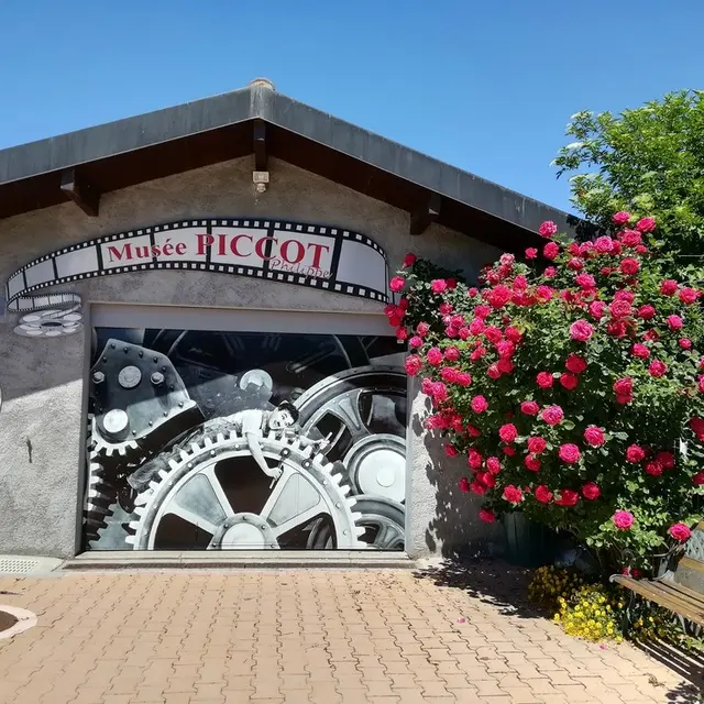 Visite du musée du cinéma Philippe Piccot_Douvaine