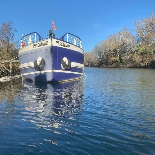 Péniche Le Pescalune