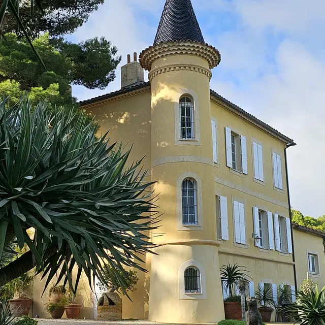 Le Château Noir