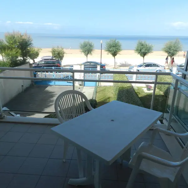 Location Deniau Michel