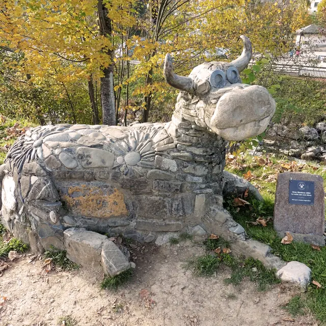Art Vache : La vache aux yeux bleus