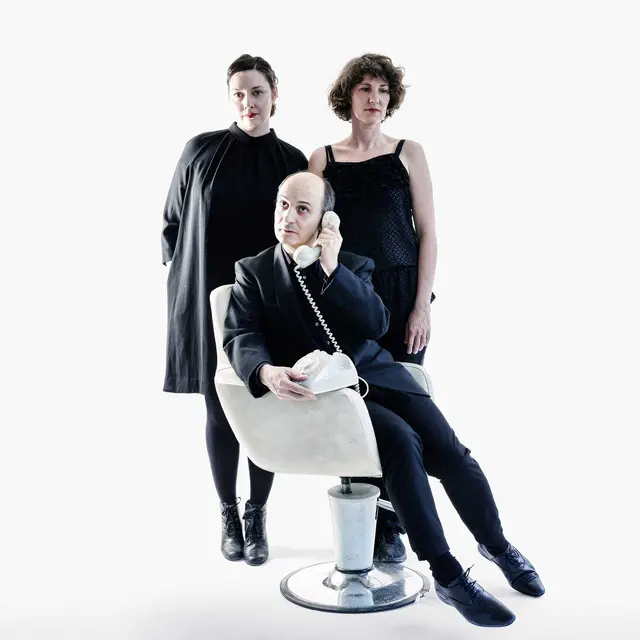 Spectacle Malraux Nomade - Le vélomoteur et le téléphone à cadran rotatif_Nances