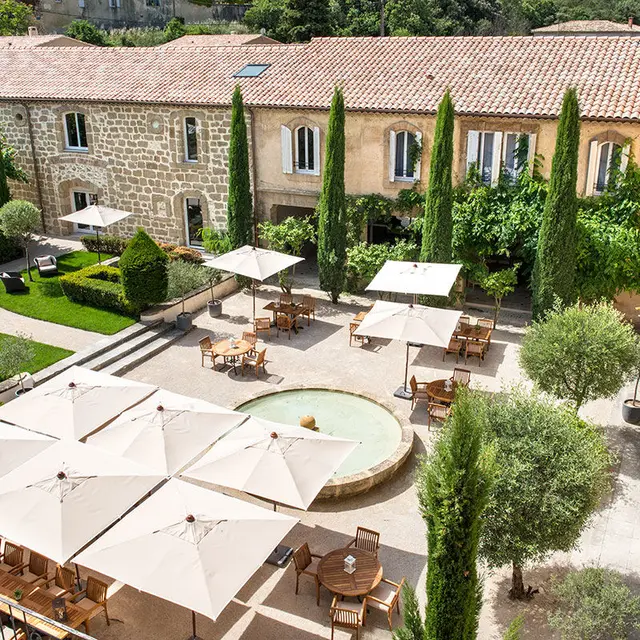 Terrasse du Château de Massillan