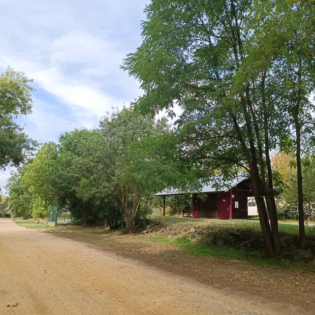 Aire de Camping-Car Briollay