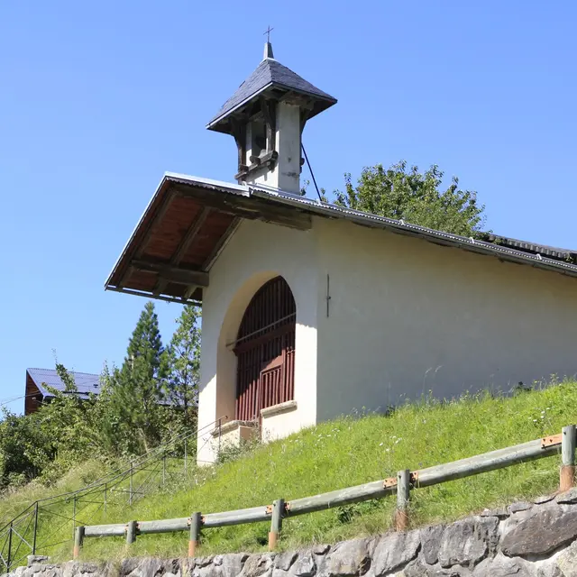 chapelle-annuit-hauteluce-ete