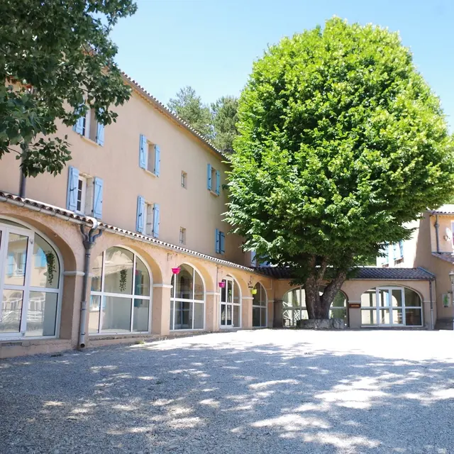 Centre de Vacances AVP Domaine des Blacouas_La Roque-Esclapon