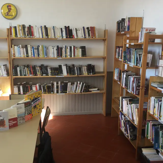 Médiathèque de Saint-Jurs