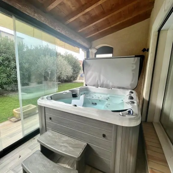 La villa Mariam*jacuzzi*Jardin_Arles