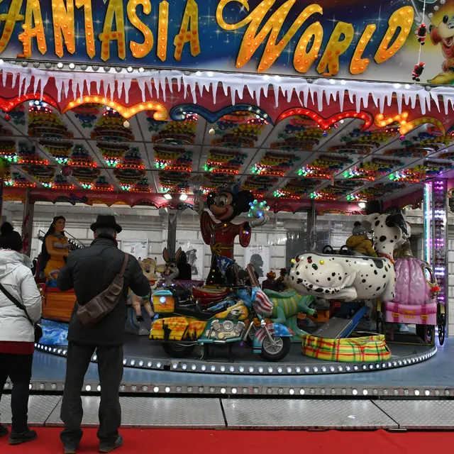 Bourk en fêtes - Manèges_Bourg-en-Bresse