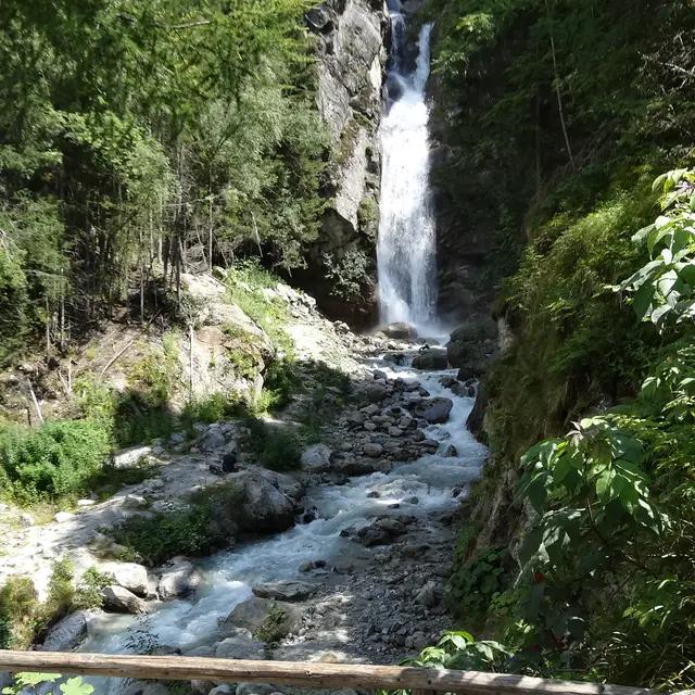 cascade du dard