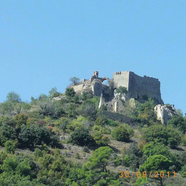 Ruines du château de Vernègues