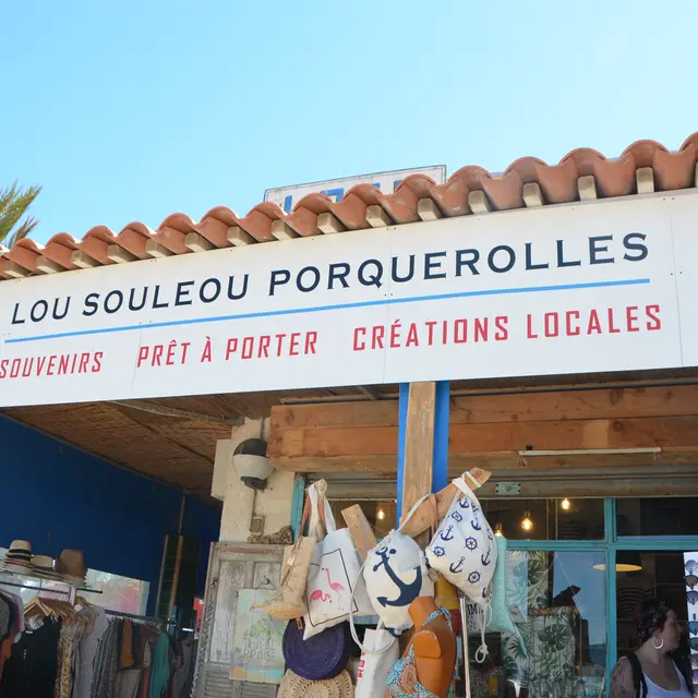 Lou Souléou de Porquerolles boutique prêt à porter accessoires souvenirs île de porquerolles parc national
