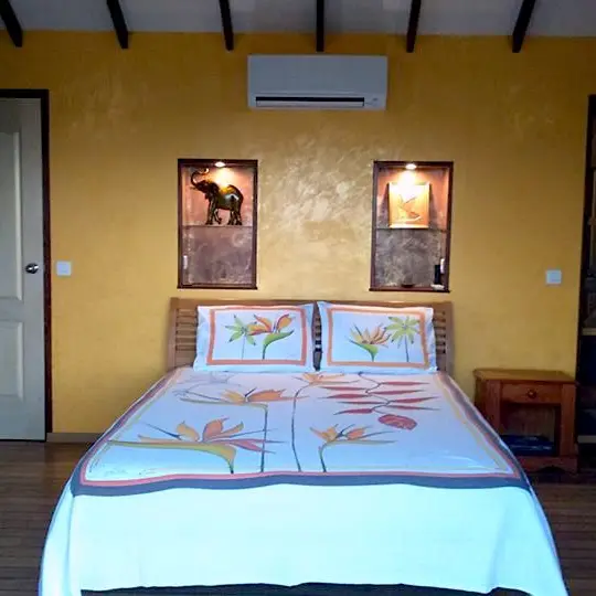 Chalet Tiki Tahiti (Bungalow Tiki) - Tahiti Tourisme
