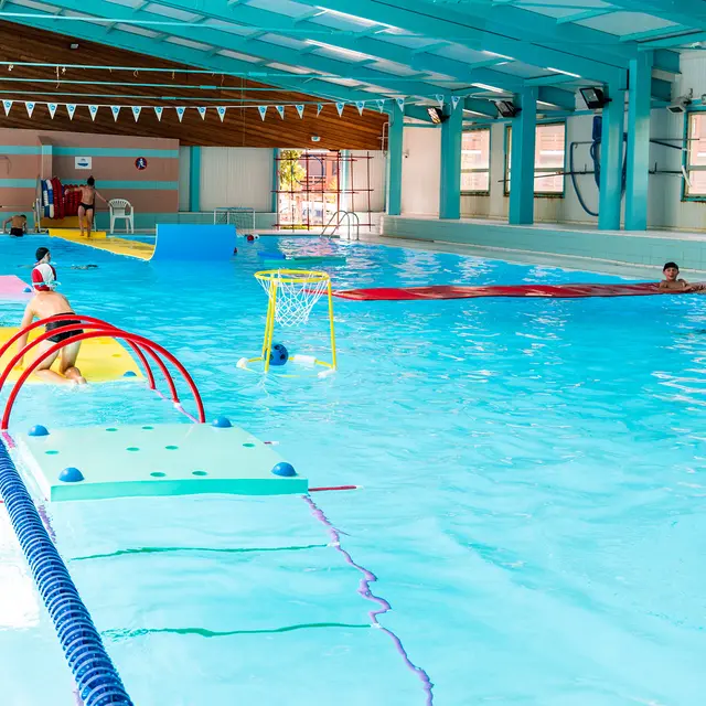La Piscine du Sauze se fait ludique