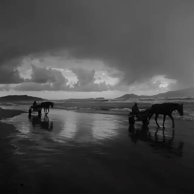 estival viva il ciné ! Regards d'aujourd'hui Pompéi, sous les nuages _Veynes