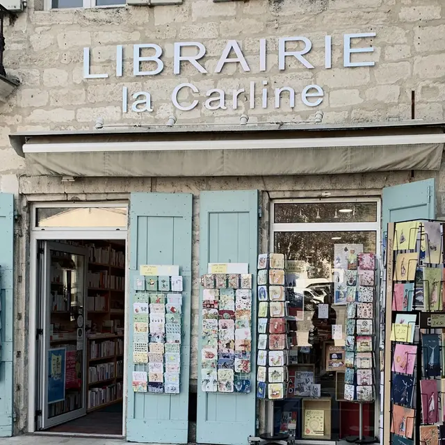 Entrée de la librairie