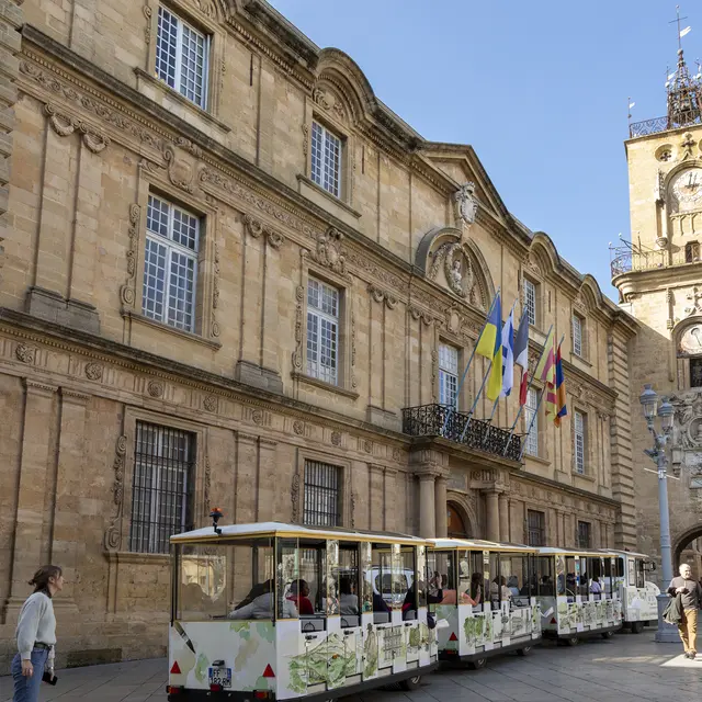 Train touristique électrique d'Aix-en-Provence - by FRANCE Voguette