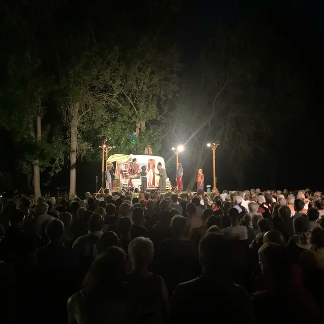 Théâtre sur la plage