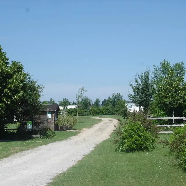 CAMPING AÏCI SEM PLA