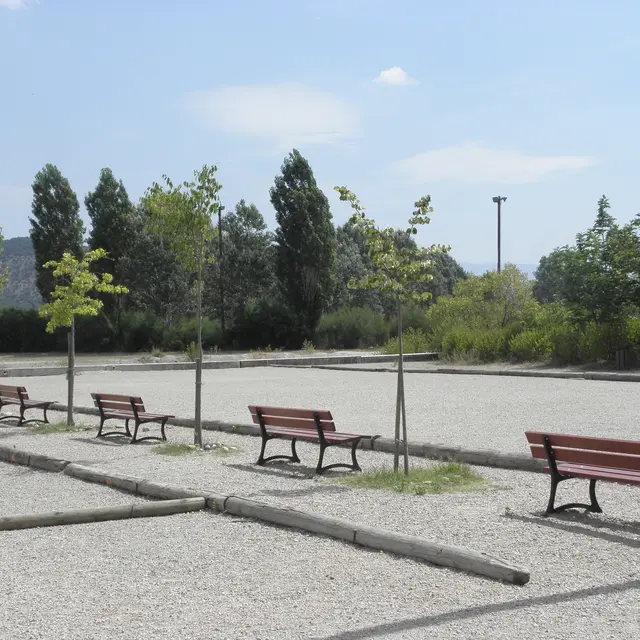 Boulodrome du lac des Buissonnades à Oraison