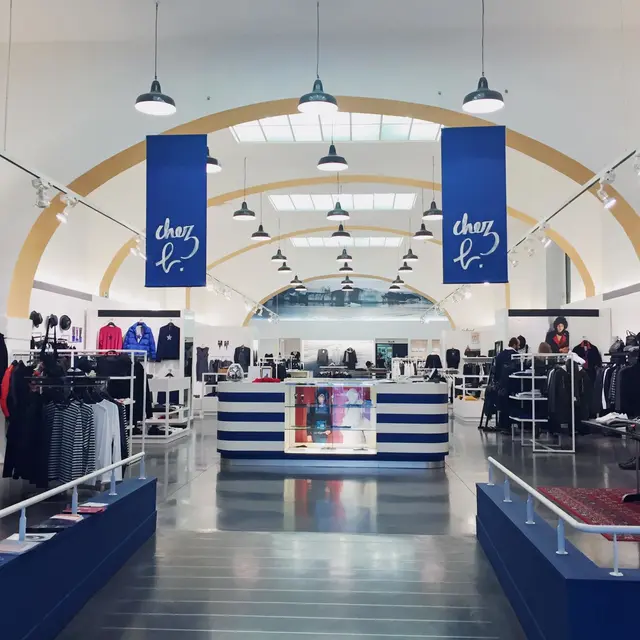 Boutique Agnes B Marseille.jpg