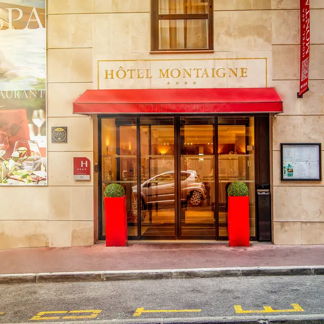 Cannes’ Cinematic Splendor: A Guide to the French Riviera’s Most Iconic Luxury Hotels