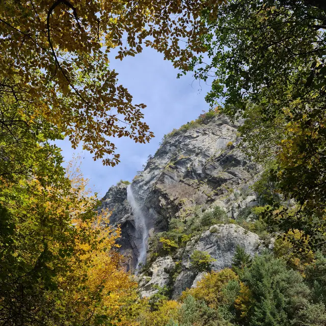 Sentier pédestre : promenade d'Arpenaz à Luzier