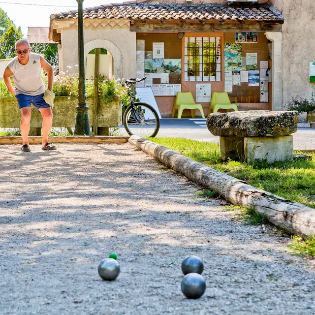 Camping Pgomas (Saint-Rmy-de-Provence) | Provence-Alpes-Cte d'Azur  Tourism