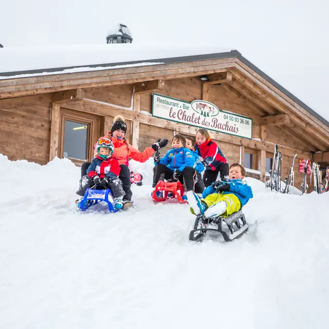 Chalet des Bachais - montée motoneige et repas_Combloux