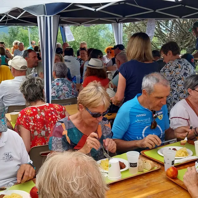 Le repas de midi