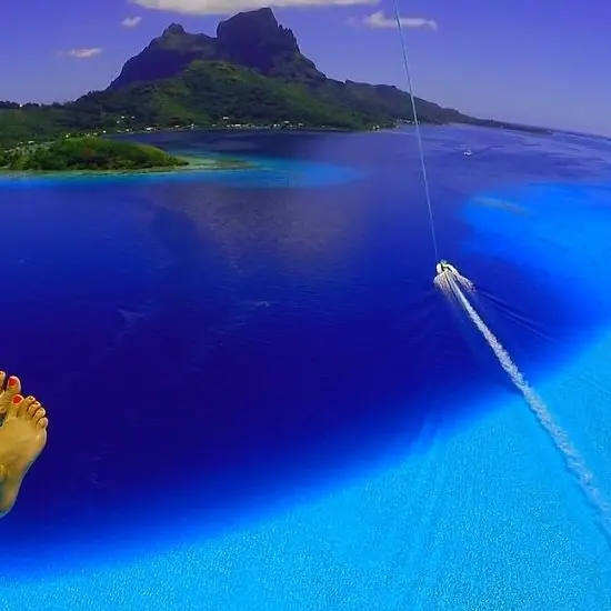 Bora Bora Lagoon Parasail - Tahiti Tourisme