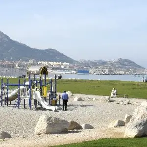Plage Prado Nord Marseille.jpg