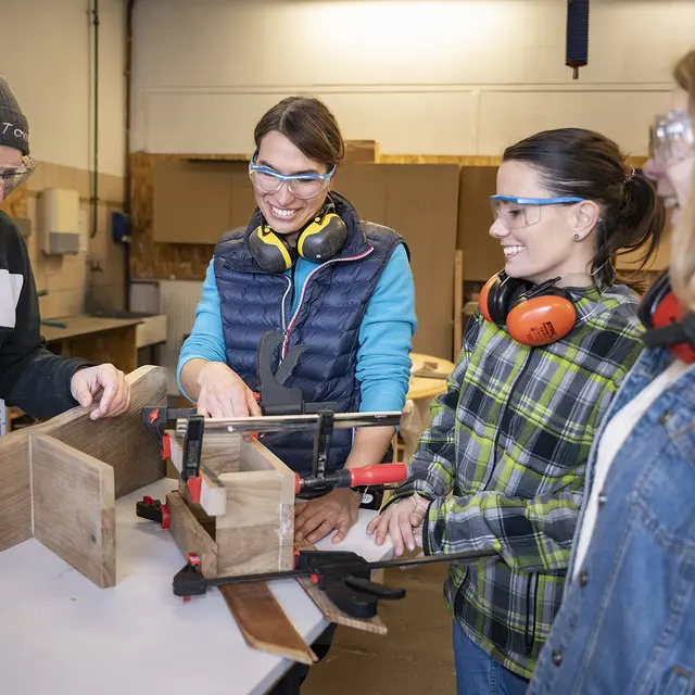 Atelier  Fabrique ta table basse en bois de Ré-emploi_Faverges-Seythenex