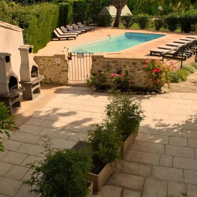 piscine barbecue