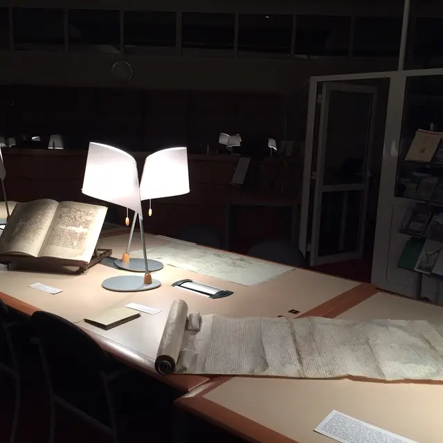 Visite nocturne des Archives