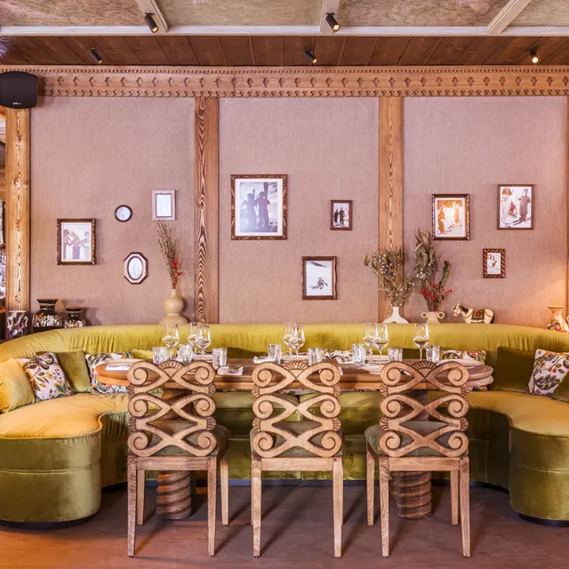 Restaurant 2