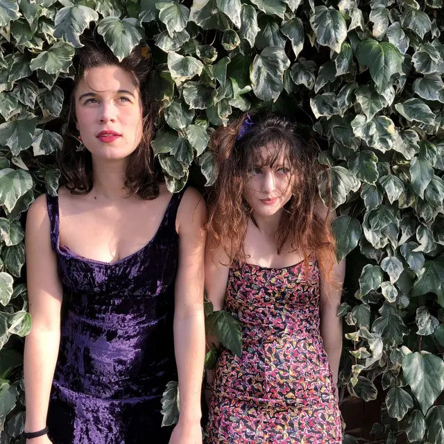 Duo Les Zinzibulantes en concert au Château de Miglos