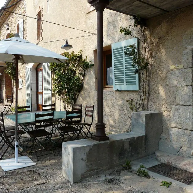 Les Terres de Saint Hilaire - Gîte Ciste - Ollières