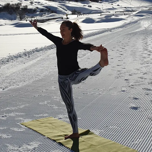Posture de Yoga - Maria-Eugenia Bravo - Val d'Isère