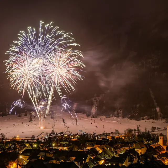 Feu artifice Monêtier
