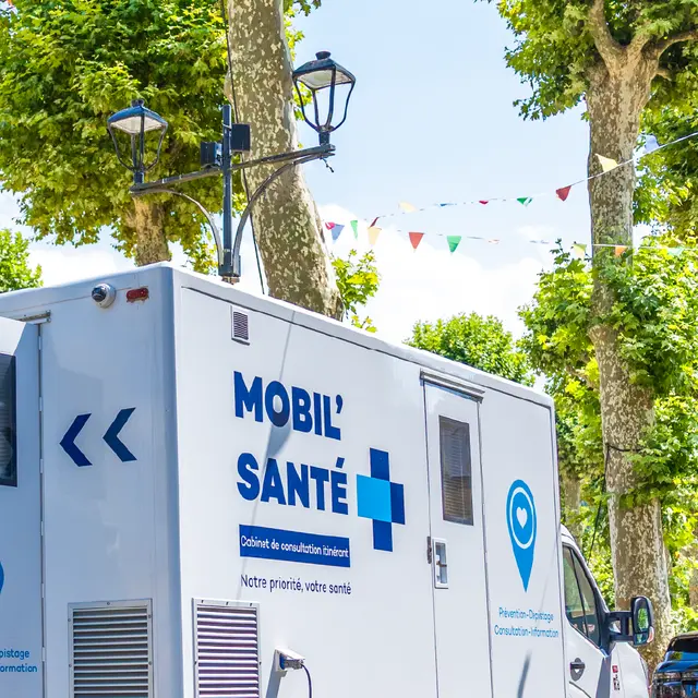 Bus Mobil'Santé_Cusset