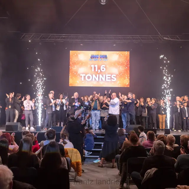 Collecte Solidaire par Espace Pluriel Jeunes_Istres