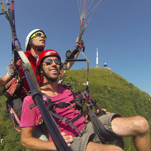 Aéroparapente_Orcines 1 2025