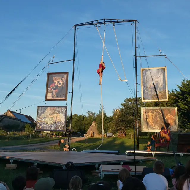 Vertical été -  Les oubliées - B-Side Company_Mont-Dauphin