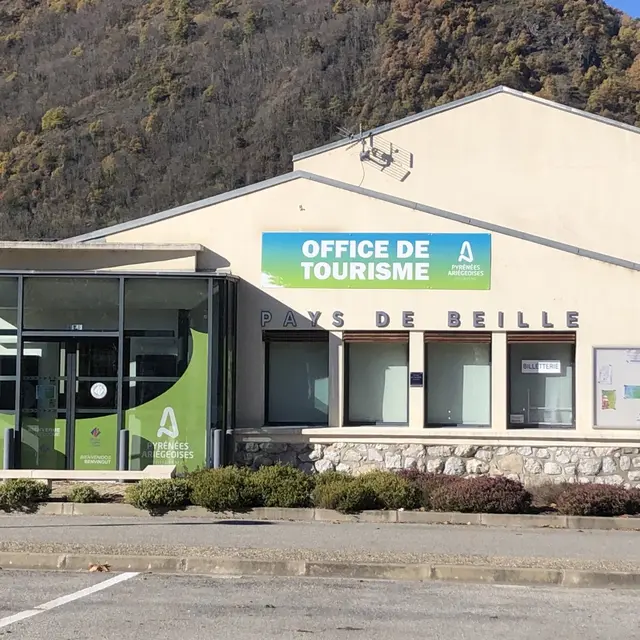 Office de Tourisme Pyrénées Ariégeoises - Les Cabannes